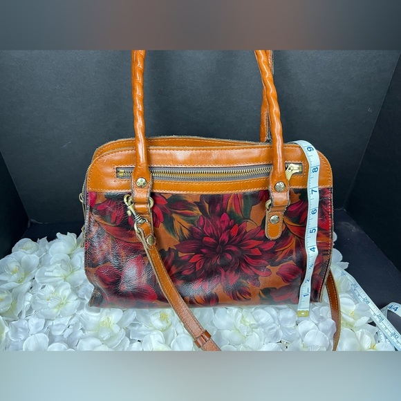 Patricia Nash Calvi leather Satchel Bag, gently used - Picture 6 of 12